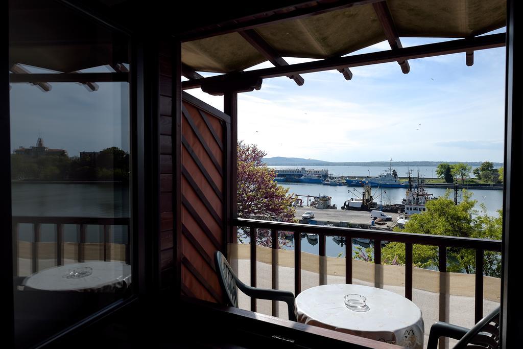 House Diona Hotel Sozopol Bilik gambar