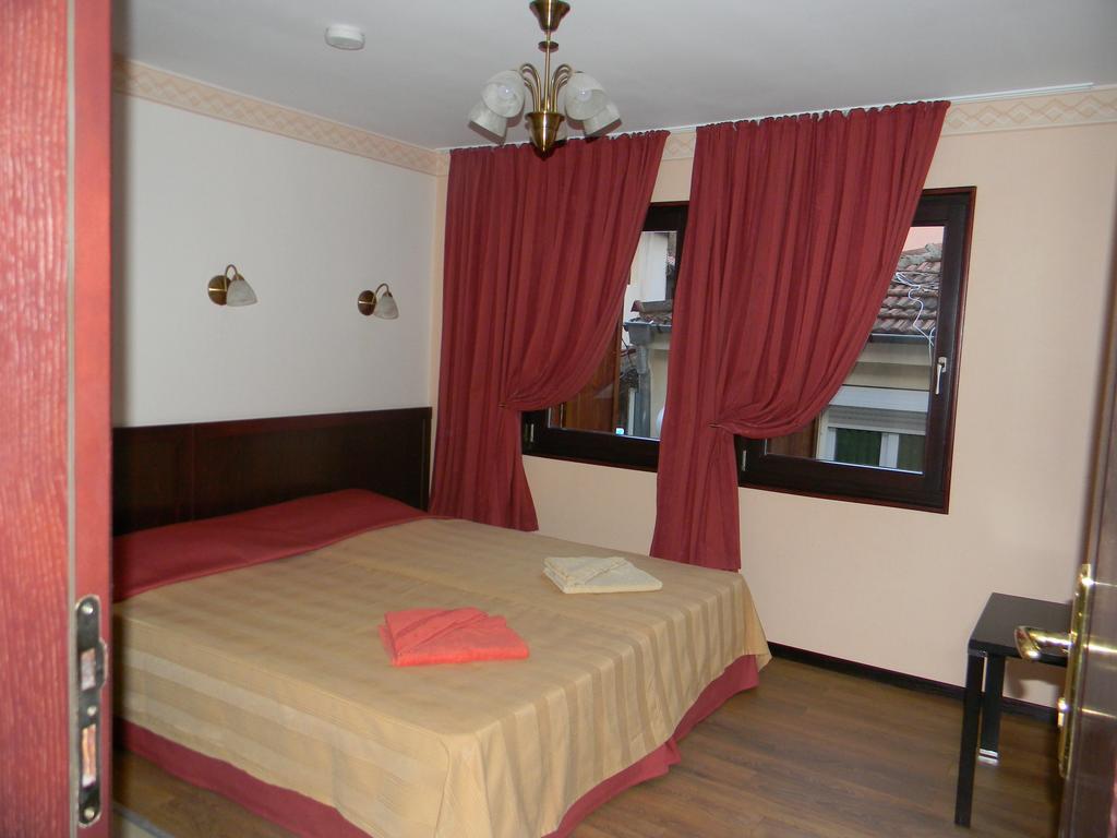 House Diona Hotel Sozopol Luaran gambar